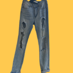 Calça ganga clara com rasgos - 36 (veste 34)