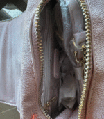 Mala com pega e alça - Axel - Image 4