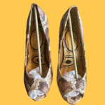 Sapatos peep toe snake print castanhos - 38