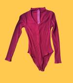 Body bordeaux com gola - M